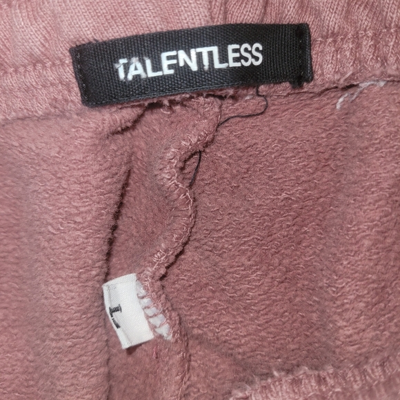 Talentless Hoodie and Sweatpants Bundle - Picture 11 of 16
